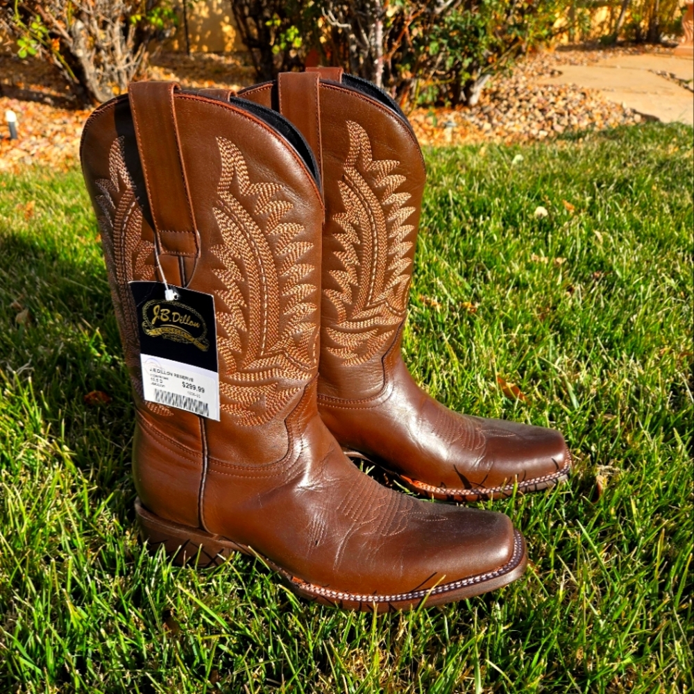 J.B. Dillon Men's Reserve